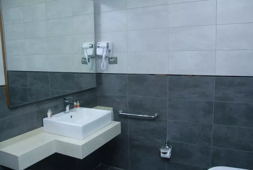 SKY hotel_shabavizparvaz_16.jpg